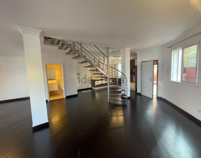 Chalet adosado en venta en calle La Cruz, 46